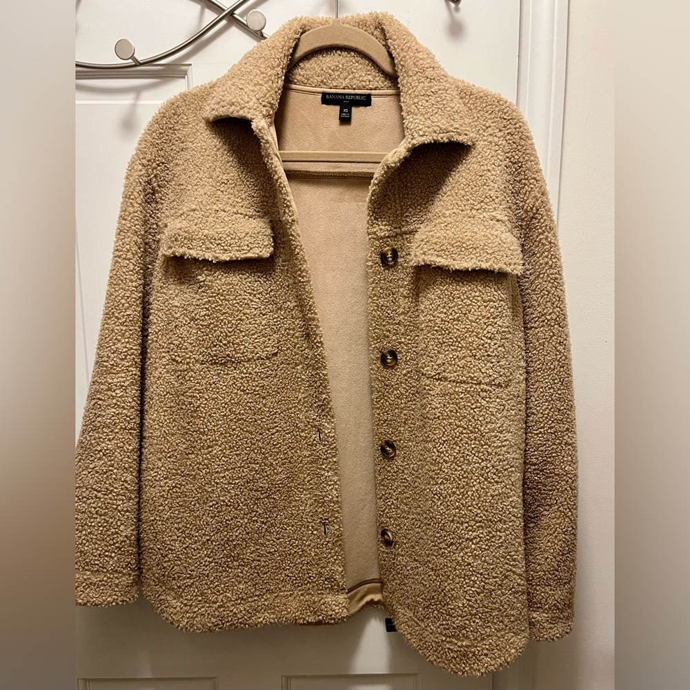 Banana Republic Tan shacket